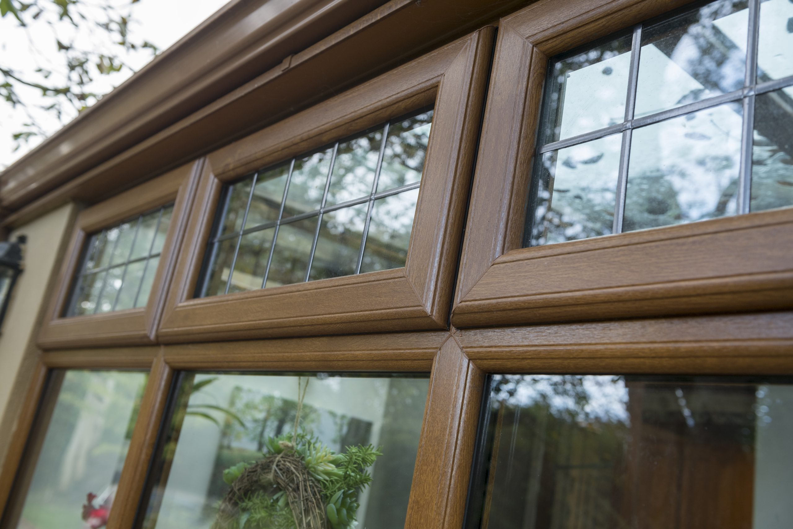 What Is The Difference Between Heritage 2500 and Heritage 2800? | Central Window Systems