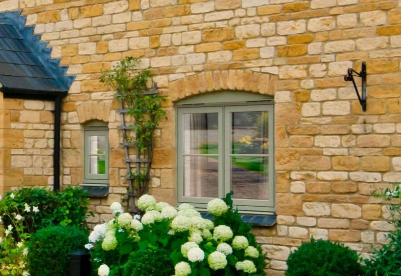 Aluminium flush-casement windows